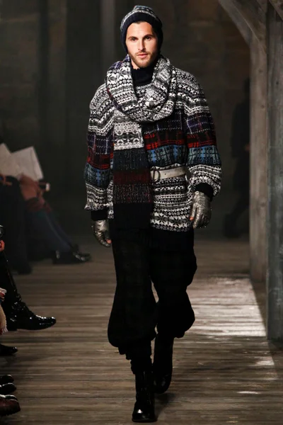 Look 22